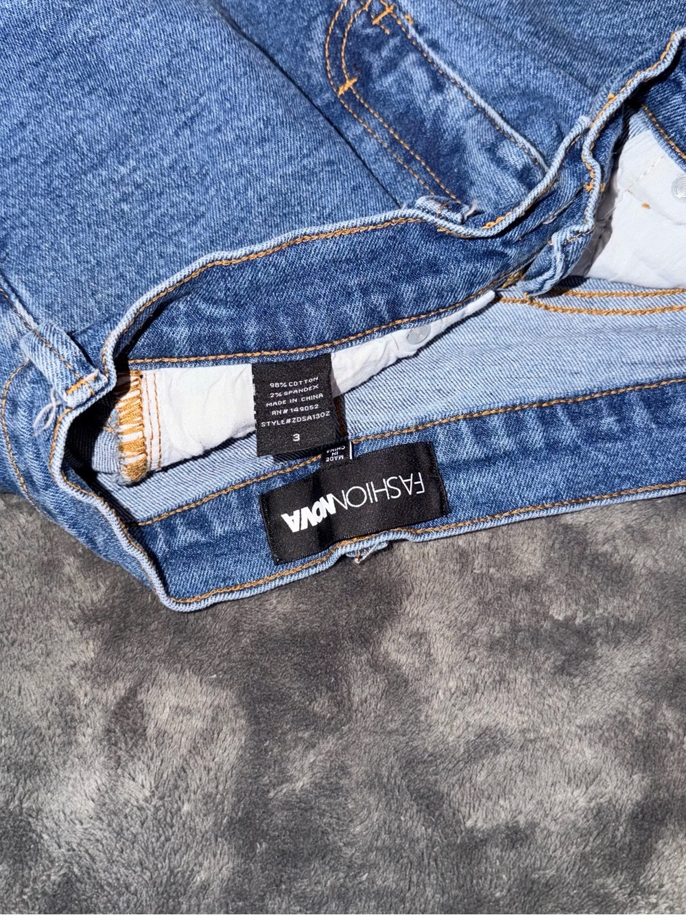 High Waisted Denim Shorts - Picture 4 of 6